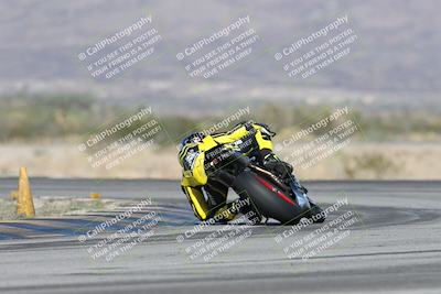 media/Dec-04-2025-Racers Edge (Thu) [[5ebc9f124d]]/2-A Group/5-Session 3 (Turn 14 Backside)/